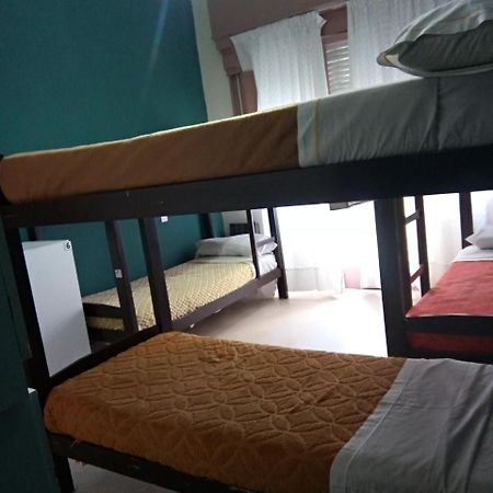 Hostel Urbano Mar del Plata Esterno foto